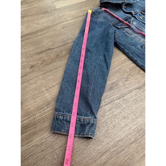 Levi's Strauss & Co Women's Small Denim Trucker Jacket Blue Classic Jean Cropped - Picture 8 of 8